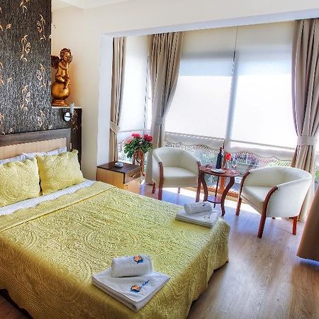 Yenifoca Villa Fokai Hotel מראה חיצוני תמונה