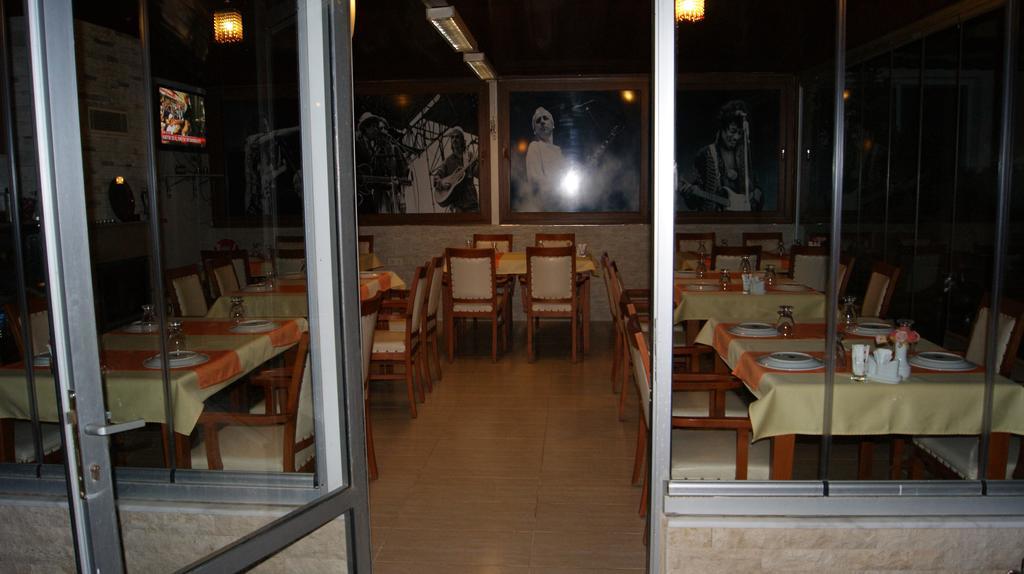 Yenifoca Villa Fokai Hotel מראה חיצוני תמונה