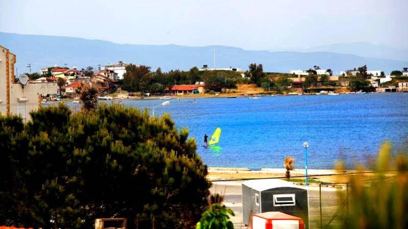 Yenifoca Villa Fokai Hotel מראה חיצוני תמונה